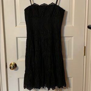 BCBG MAXAZRIA strapless knee-length size 6petite